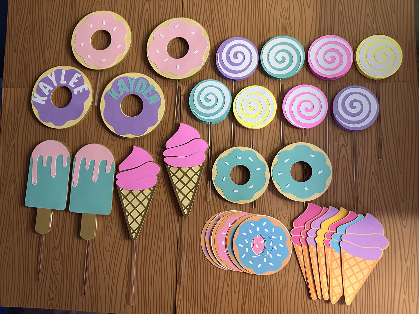 Custom Cupcake Topper,  cupcake decor, Cupcake Topper, Personalized Cupcake Topper